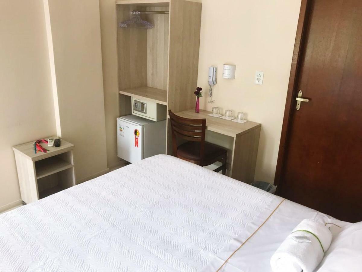 Quarto Triplo Standard